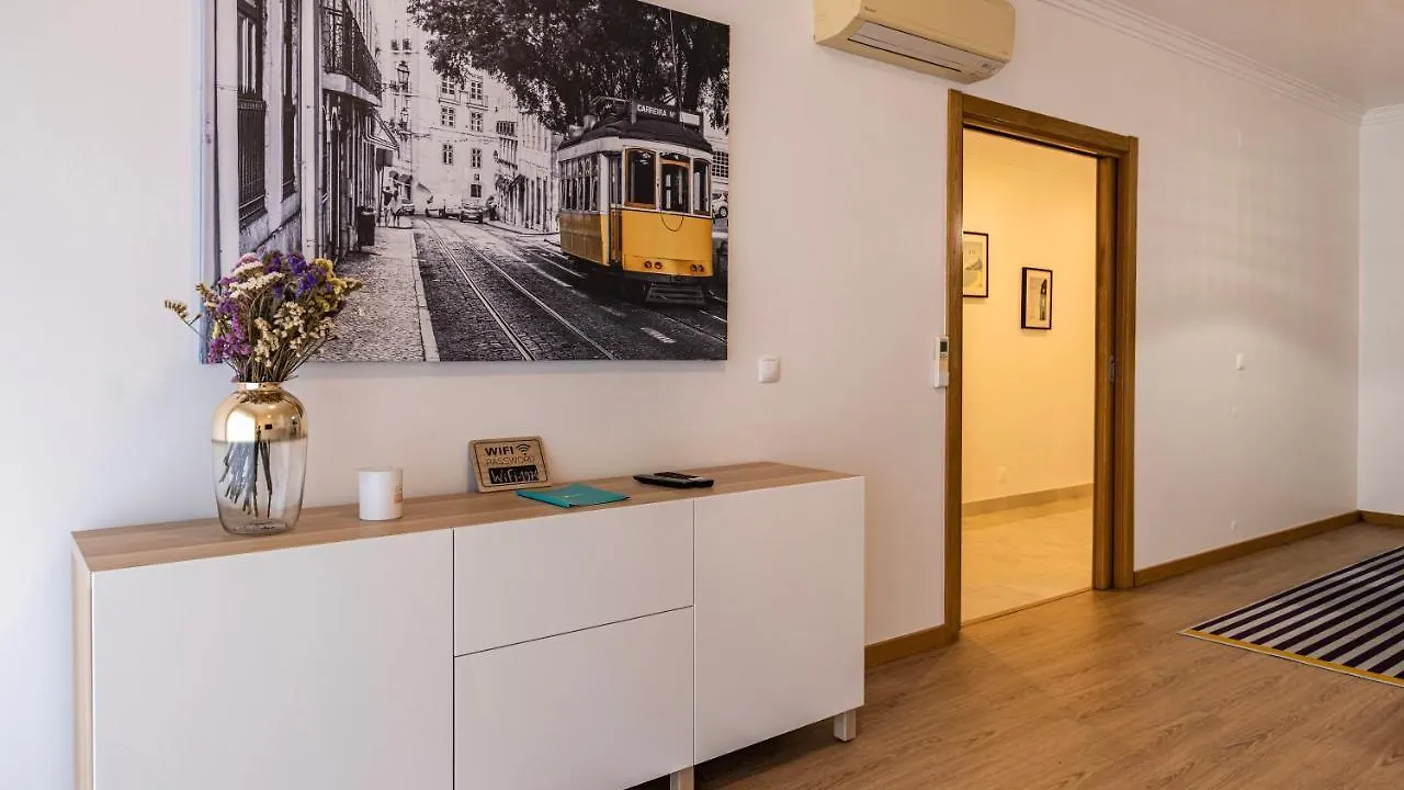 Apartamento 3 Bedroom Oeiras Wonder W/ Balcony By Lovelystay