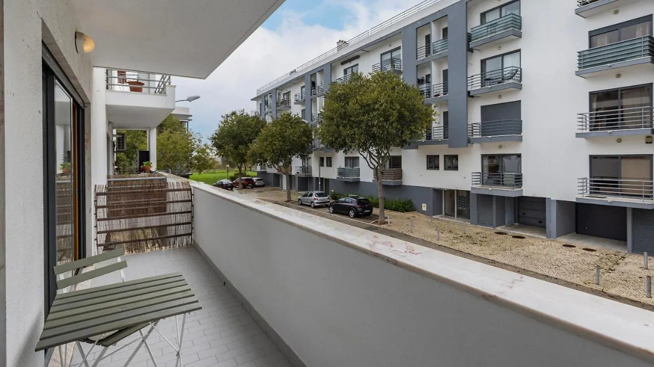 3 Bedroom Oeiras Wonder W/ Balcony By Lovelystay Portugal